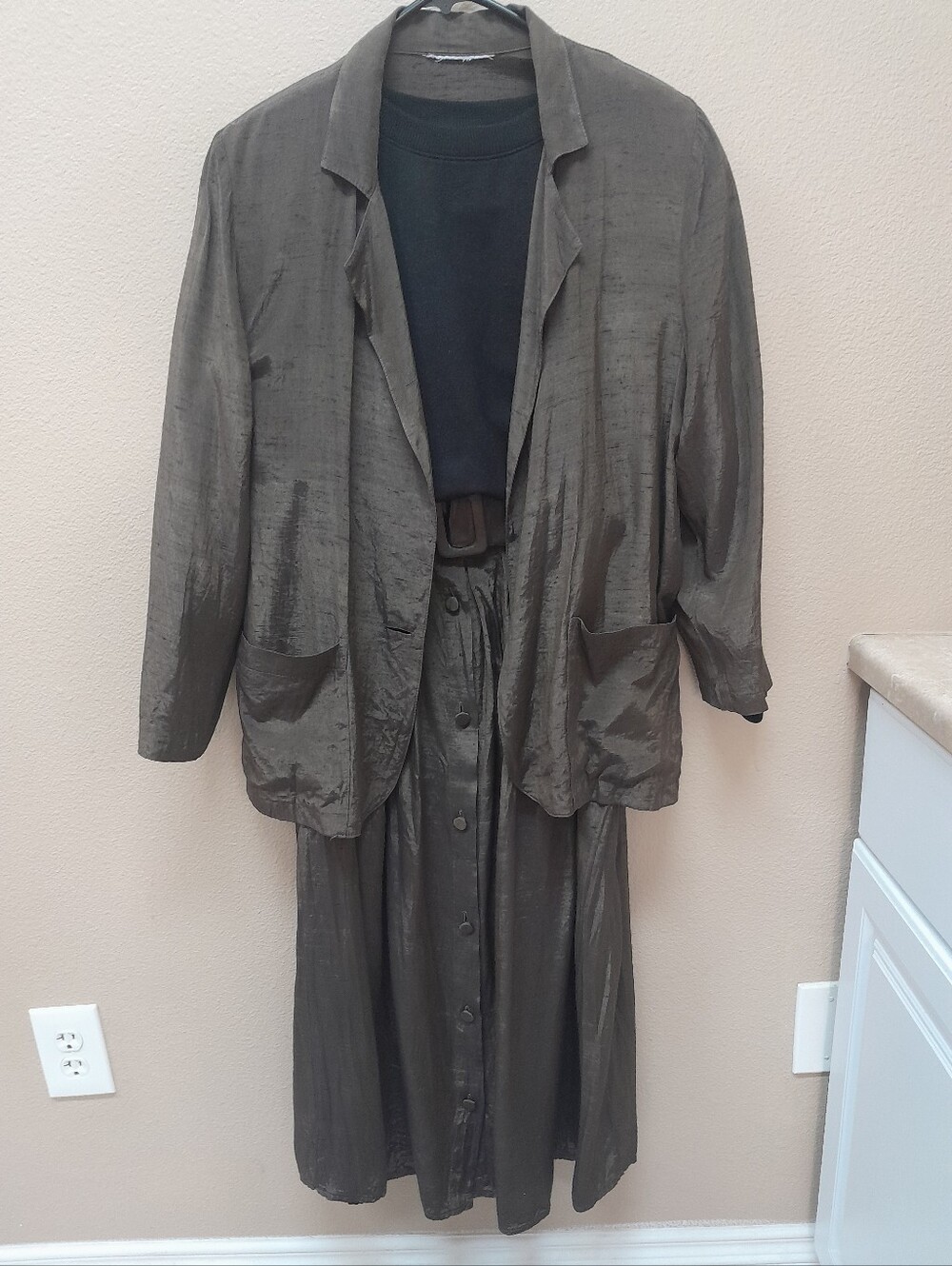 Componix Silky Olive Green Skirt With Belted Waist Jacket Set Vintage Size:11/12